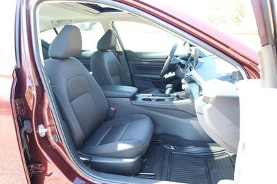 2025 Nissan Altima 2.5 SV Premium Package