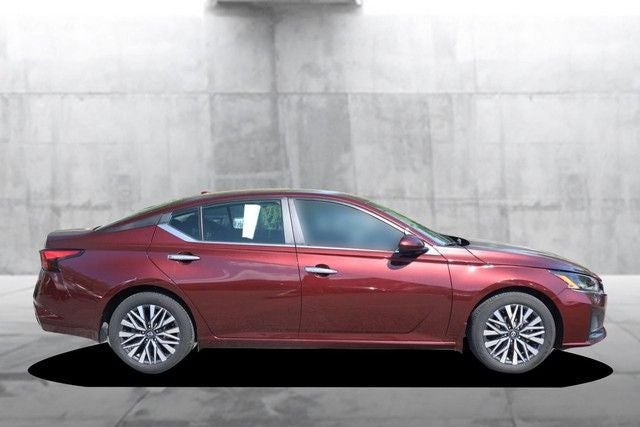 2025 Nissan Altima 2.5 SV Premium Package