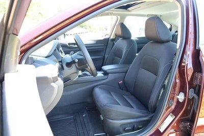 2025 Nissan Altima 2.5 SV Premium Package