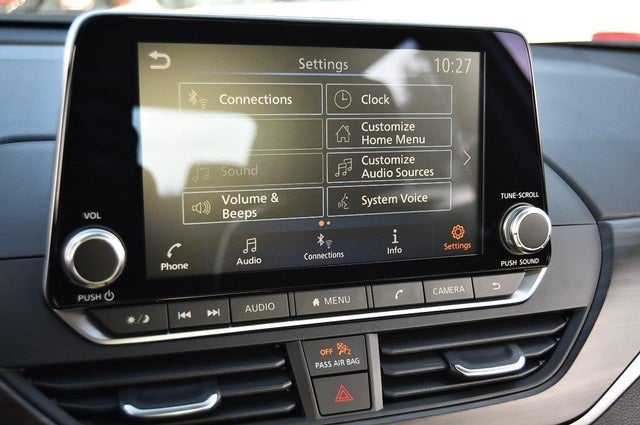 2025 Nissan Altima SV