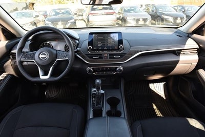 2025 Nissan Altima 2.5 SV