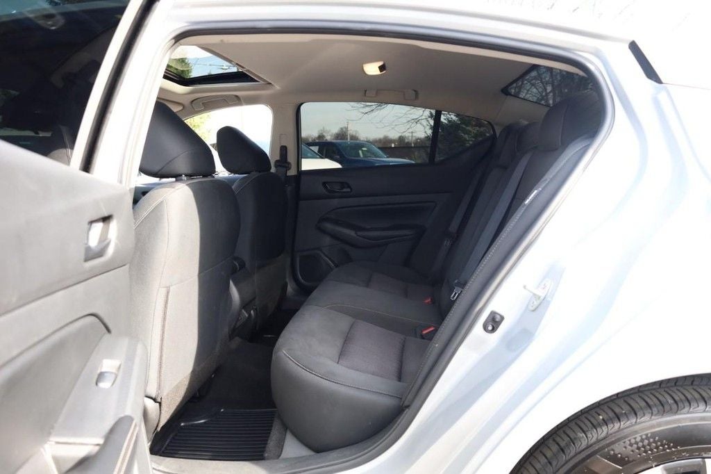 2024 Nissan Altima SV