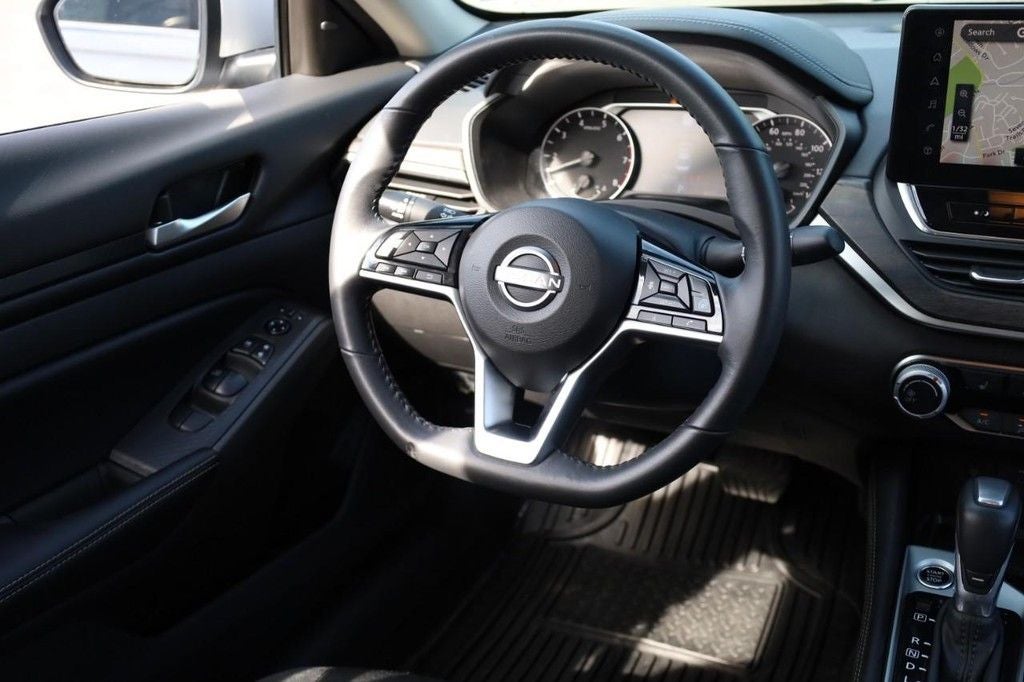 2024 Nissan Altima SV