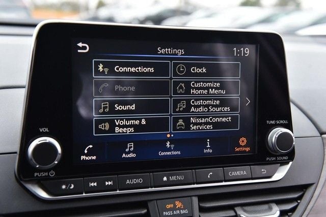 2025 Nissan Altima SV