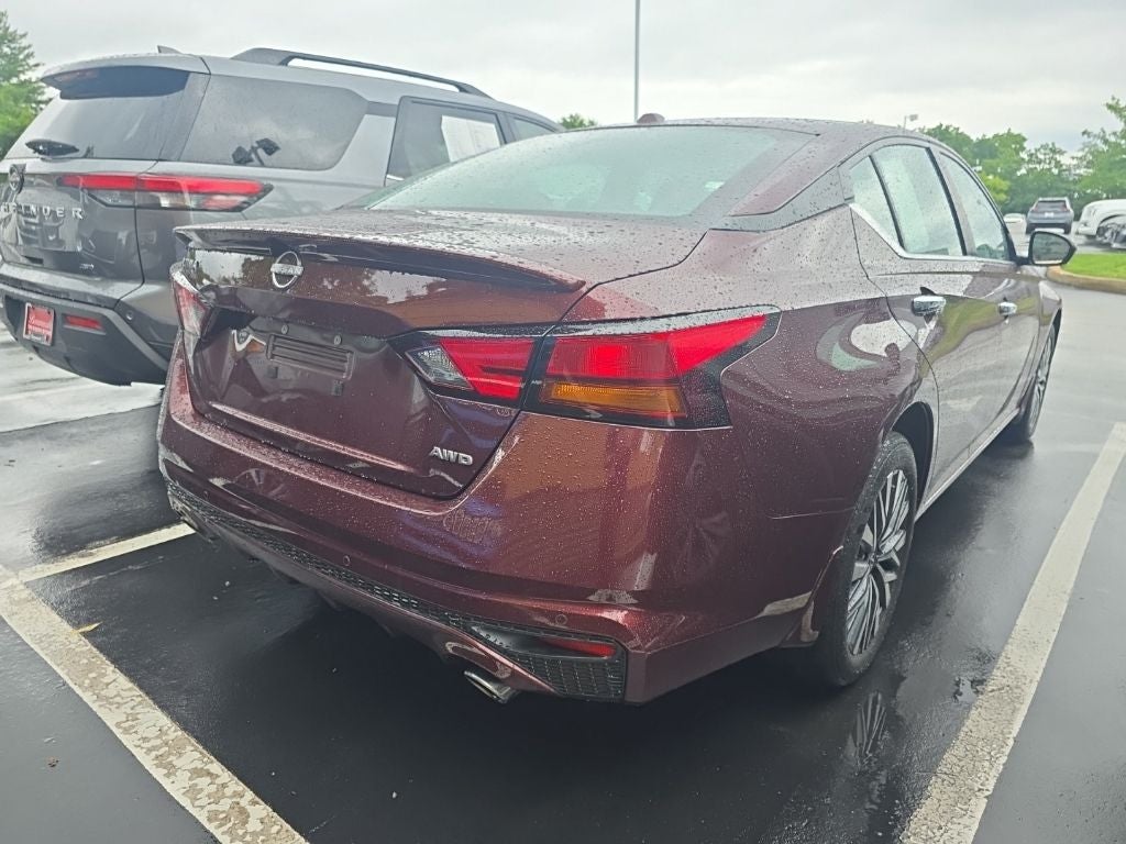 2025 Nissan Altima SV