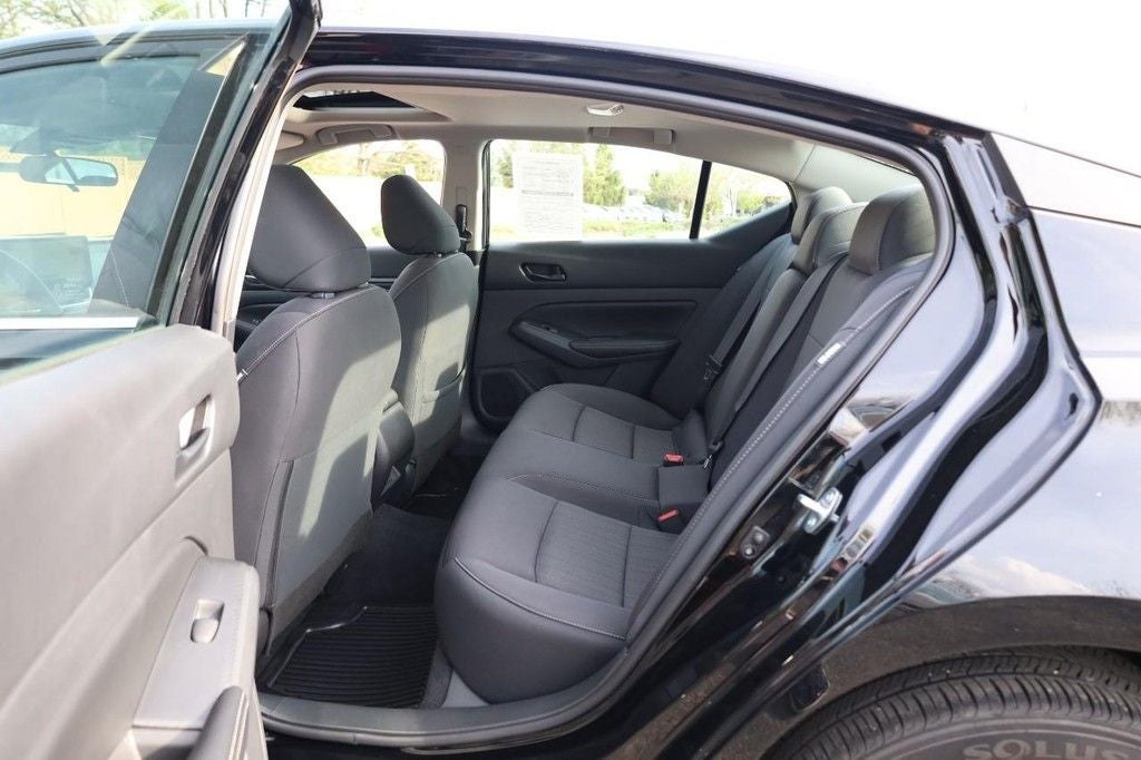 2024 Nissan Altima SV