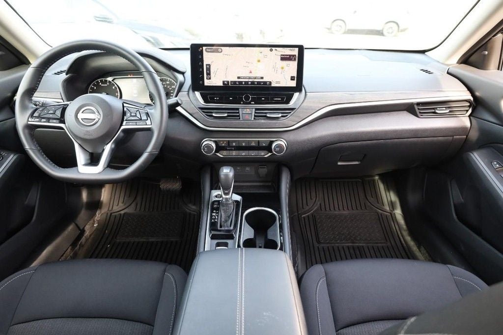 2024 Nissan Altima SV