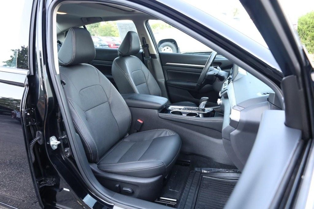 2025 Nissan Altima SL