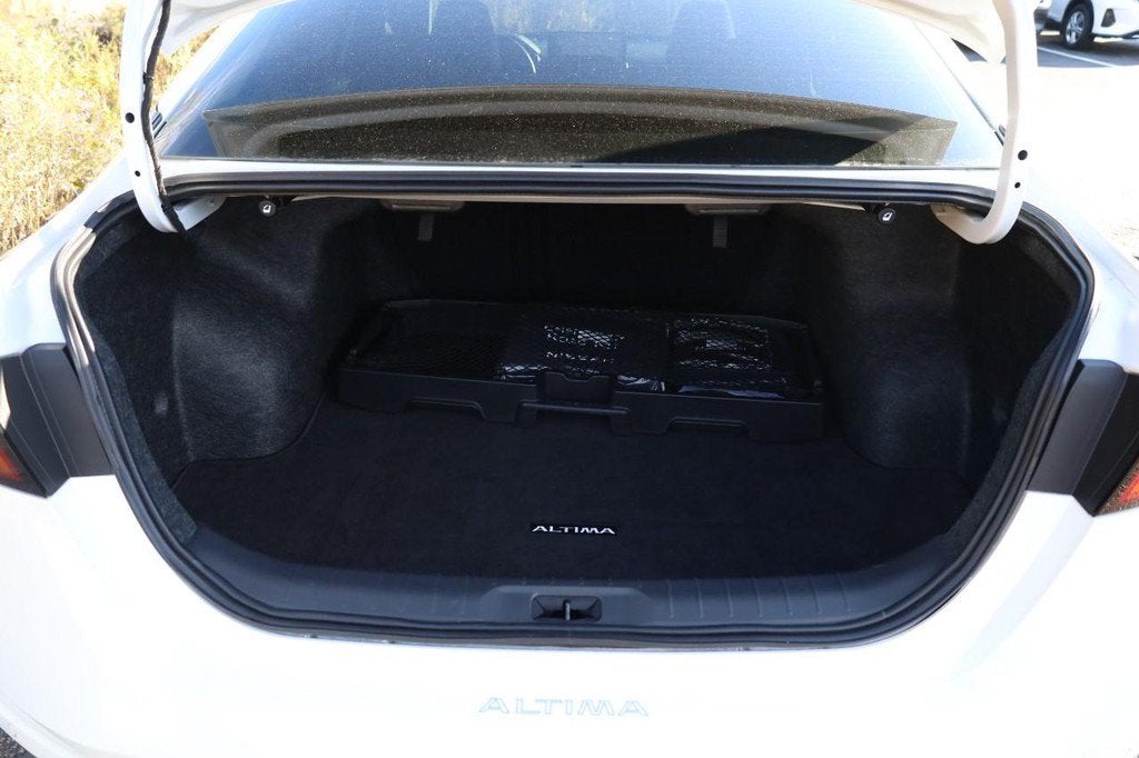 2025 Nissan Altima SL