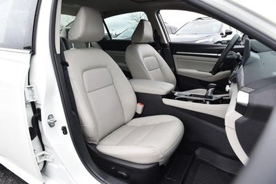 2025 Nissan Altima SL