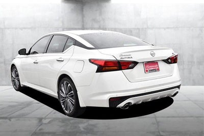 2025 Nissan Altima SL