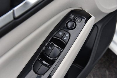 2025 Nissan Altima SL