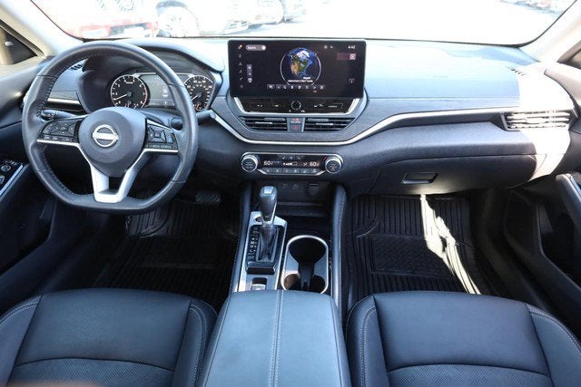 2025 Nissan Altima SL