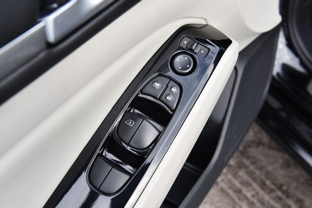 2025 Nissan Altima SL