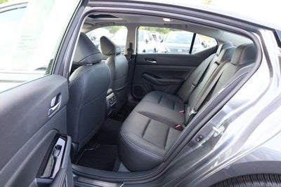 2025 Nissan Altima SL