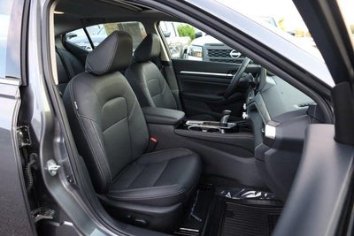 2025 Nissan Altima SL