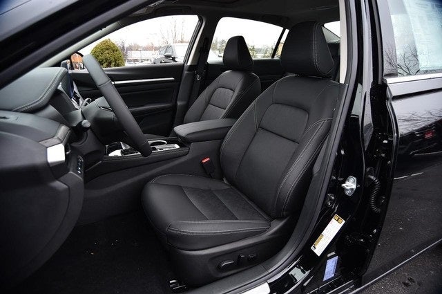 2025 Nissan Altima SL