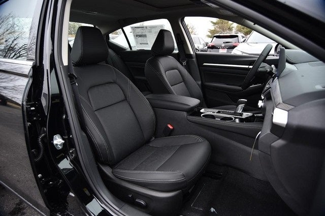 2025 Nissan Altima SL