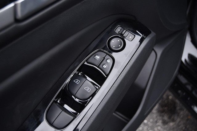 2025 Nissan Altima SL