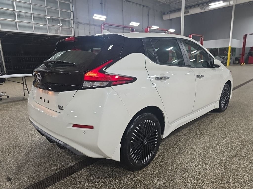2024 Nissan Leaf SV Plus