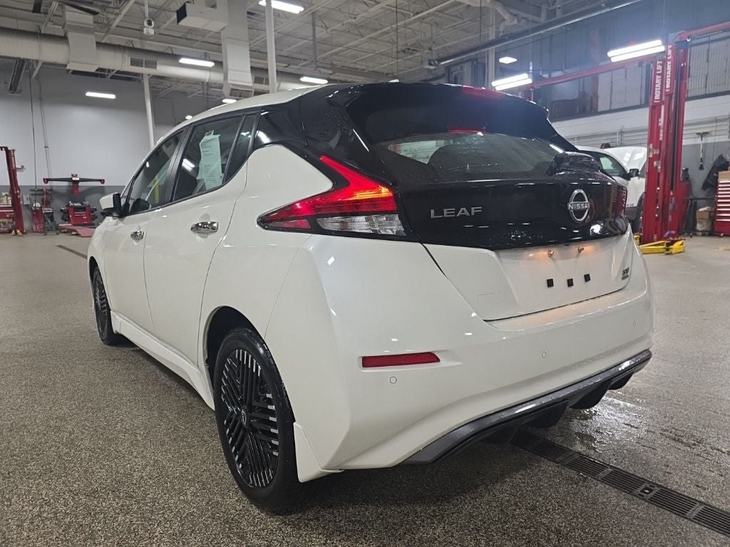 2024 Nissan Leaf SV Plus