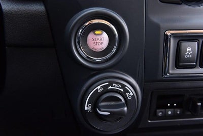 2024 Nissan Titan SV 4WD Tow, Utility & Convenience Packages