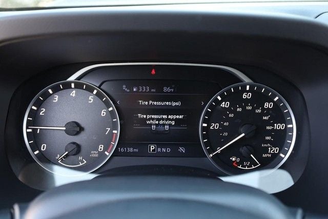 2025 Nissan Frontier Crew Cab SV