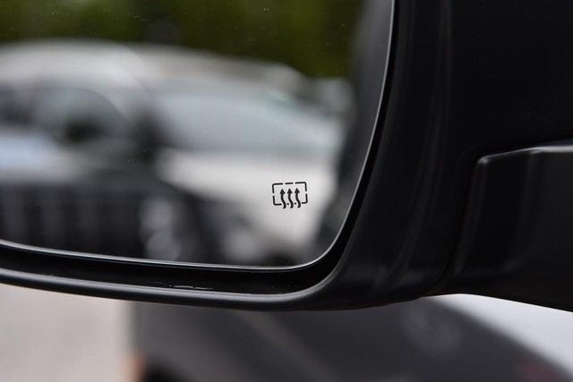 2025 Nissan Frontier Crew Cab SV