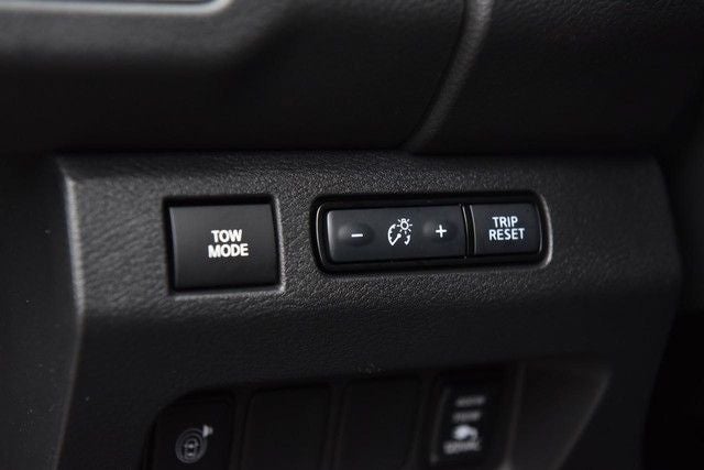 2025 Nissan Frontier Crew Cab SV