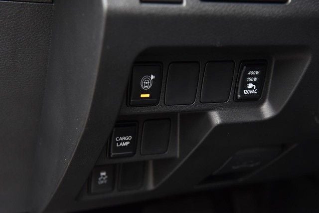 2025 Nissan Frontier Crew Cab SV