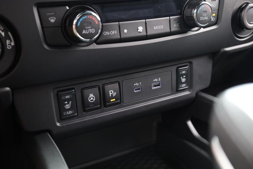 2026 Nissan Frontier Crew Cab SV