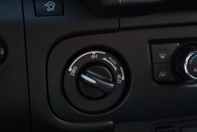 2027 Nissan Frontier Crew Cab SV