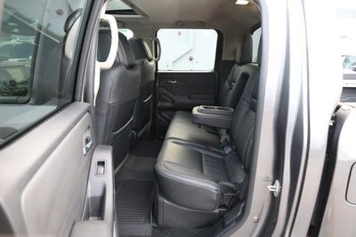 2022 Nissan Frontier SV 4WD Premium/ Tech/ Conv Pkgs [MotorTrend Certified