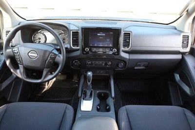 2022 Nissan Frontier Crew Cab SV