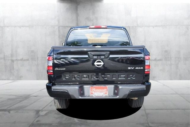 2022 Nissan Frontier Crew Cab SV