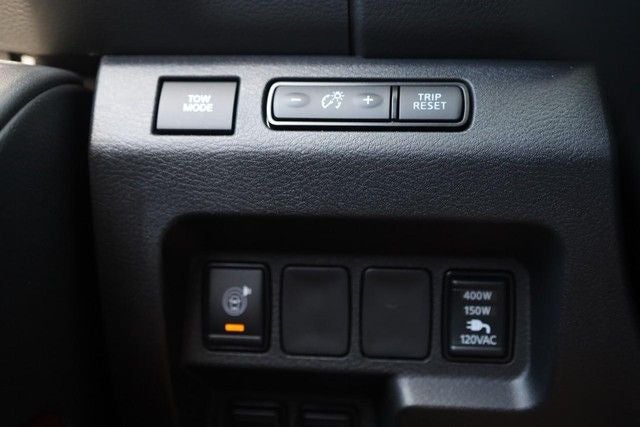 2025 Nissan Frontier Crew Cab PRO-4X®