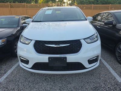 2022 Chrysler Pacifica Touring L [MotorTrend Certified]