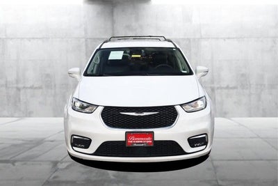 2022 Chrysler Pacifica Touring L [MotorTrend Certified]
