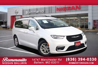 2022 Chrysler Pacifica Touring L [MotorTrend Certified]