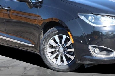 2020 Chrysler Pacifica Touring L Plus