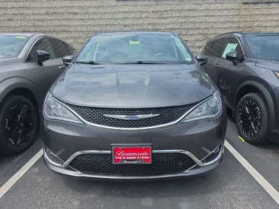 2019 Chrysler Pacifica Touring Plus Rear DVD Entertainment [MotorTrend Certified]