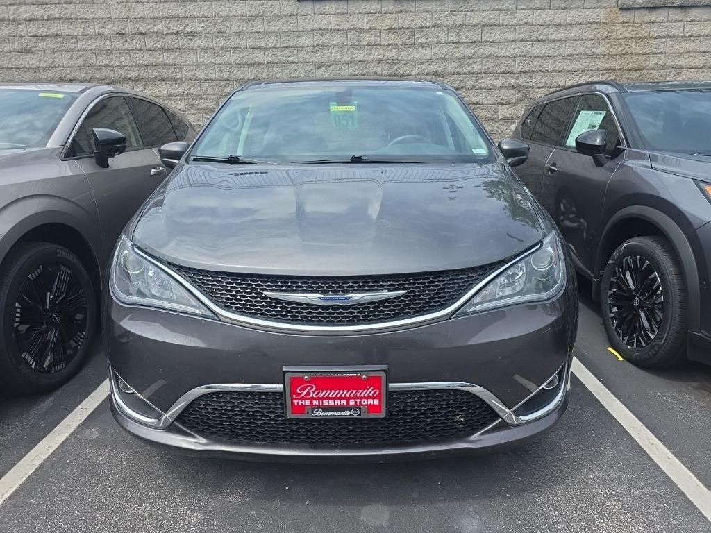 2019 Chrysler Pacifica Touring Plus Rear DVD Entertainment [MotorTrend Certified]