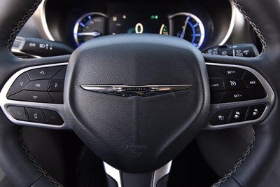 2024 Chrysler Pacifica Hybrid Select