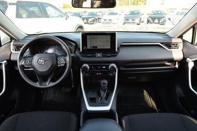 2024 Toyota RAV4 LE AWD