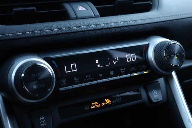 2025 Toyota RAV4 XLE AWD