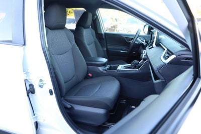 2025 Toyota RAV4 XLE AWD