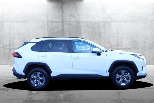 2025 Toyota RAV4 XLE AWD