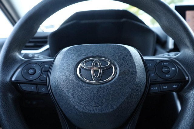 2025 Toyota RAV4 XLE AWD