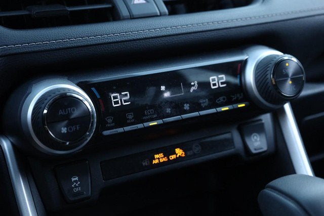 2025 Toyota RAV4 XLE AWD