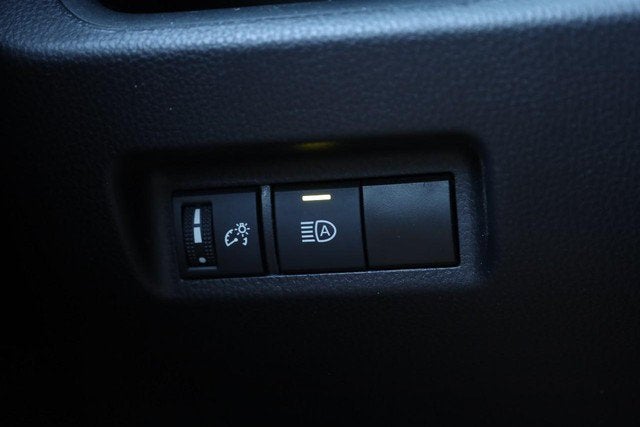 2025 Toyota RAV4 XLE AWD